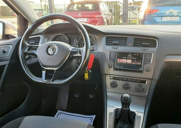 Volkswagen Golf cena 43900 przebieg: 180200, rok produkcji 2017 z Kalisz Pomorski małe 379